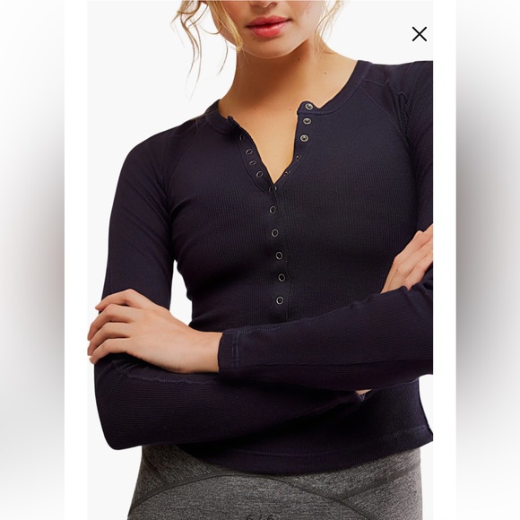 FP Movement by Free People Tops - FREE PEOPLE MOVEMENT Kick Off Rib Cotton Henley in Black Size Small NWT RT $68